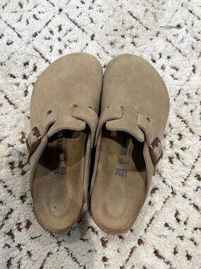 Size 7 Women's Tobacco Brown Boston Clog